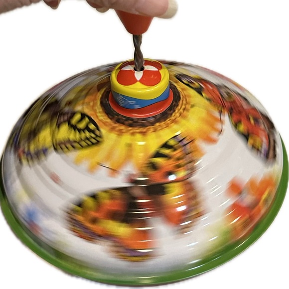 VTG RARE LBZ LORENZ BOLZ ZINDORF TIN TOP FLOWER BUTTERFLY W GERMANY BOLZ TOYS 8” - Picture 4 of 8